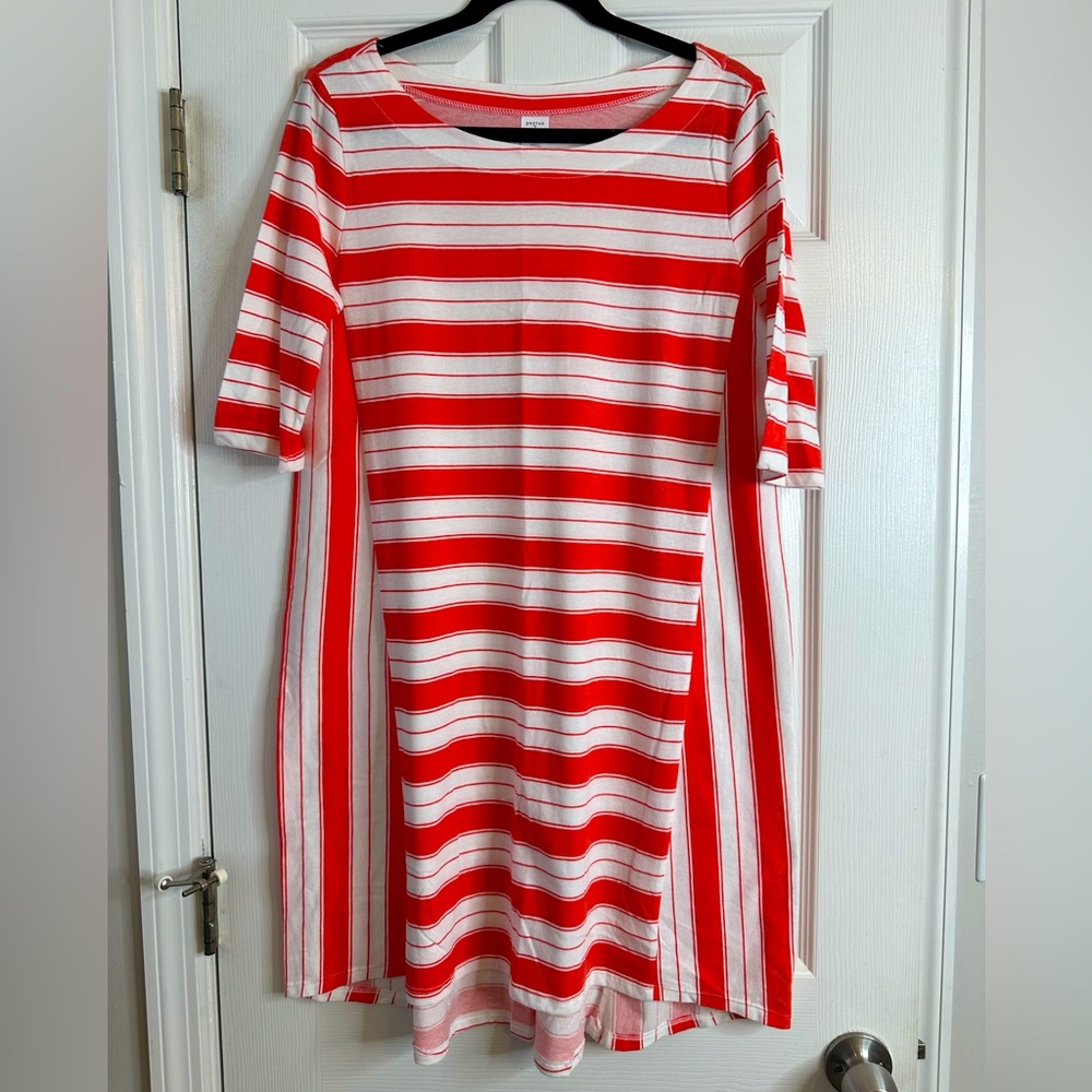 Peyton and Parker Dress, Size Medium (NEW)